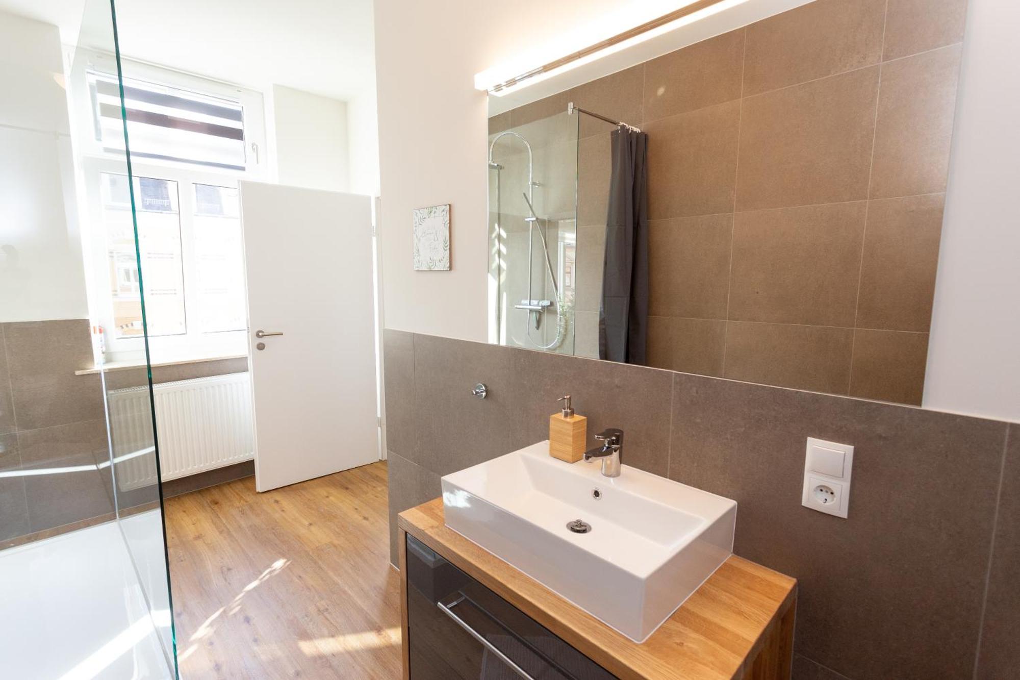 Fullhouse - Zwickau - F45 Apartments - Smarttv - Nespresso Luaran gambar